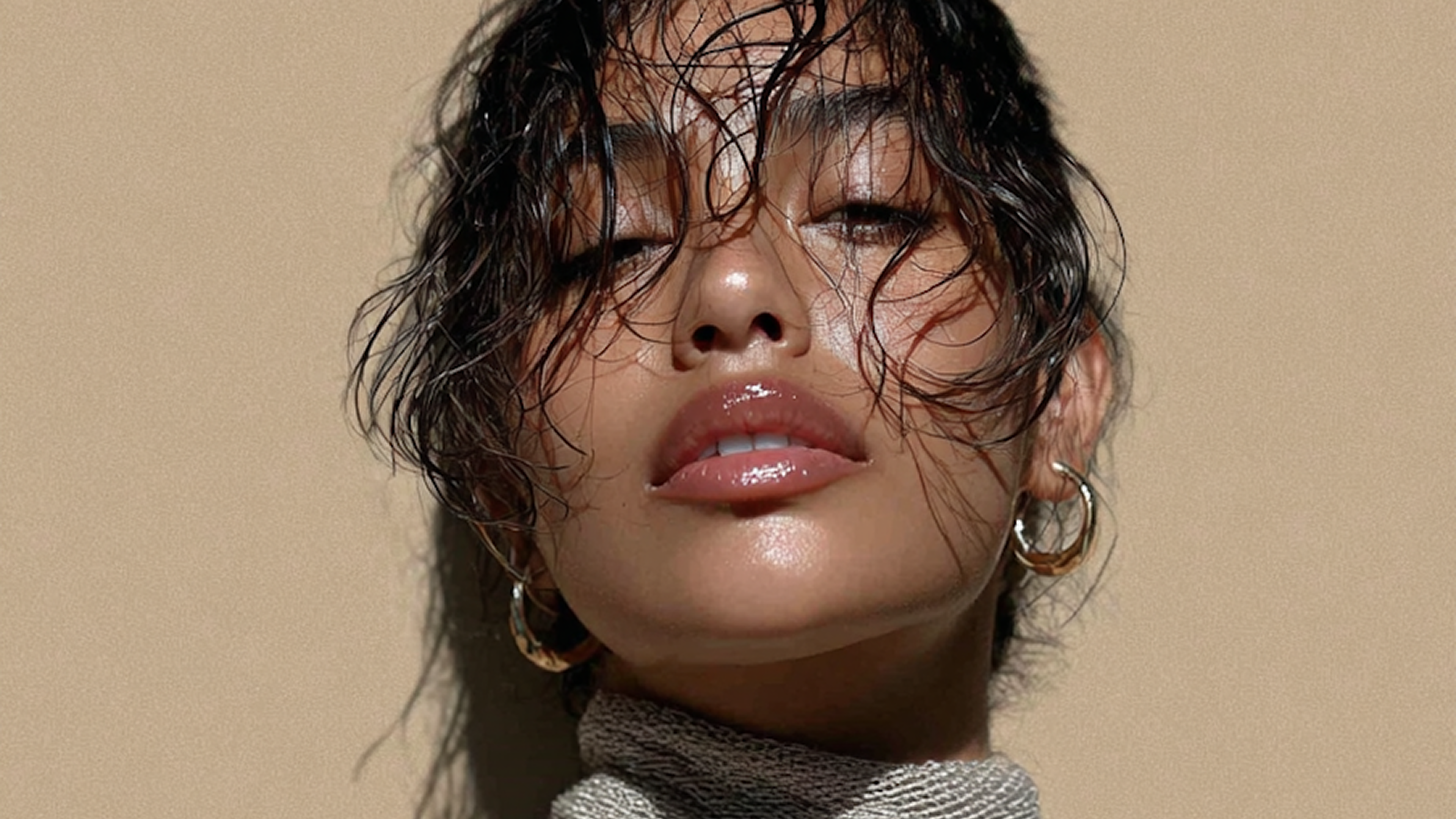 Bare Textures: Layered Transparency in Neutral Tones